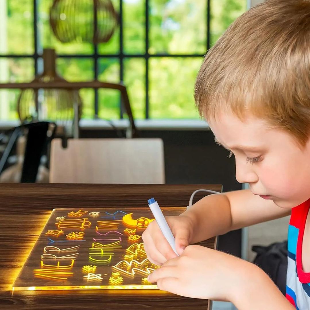 Loopstep | Leuchtendes LED Zeichenbrett für Kinder