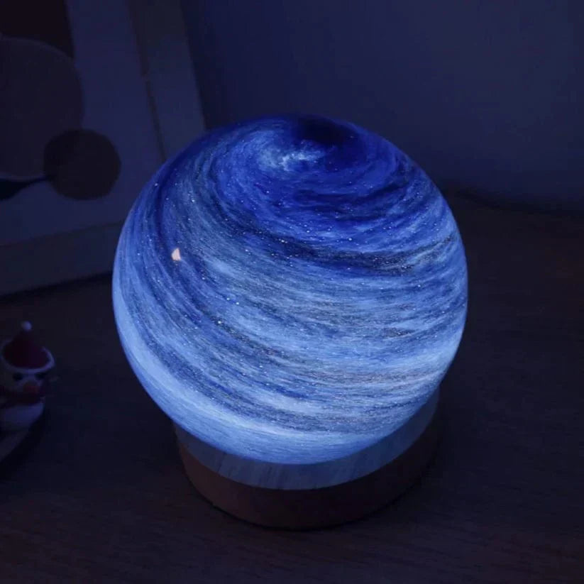 LunaGlow - Kunstvolle dimmbare USB-Mondlampe
