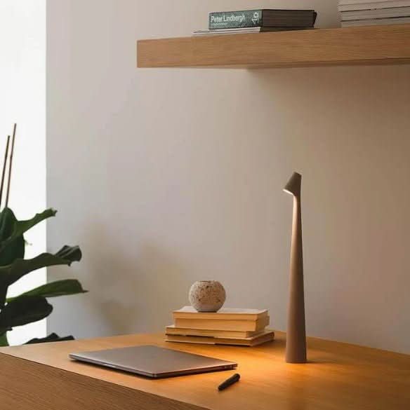 Loopstep | Wiederaufladbare tragbare LED-Tischlampe