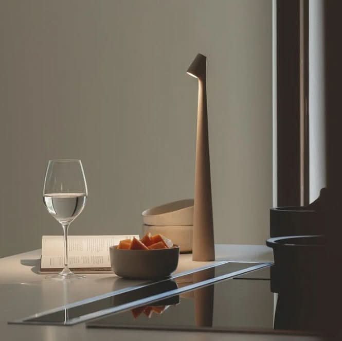 Loopstep | Wiederaufladbare tragbare LED-Tischlampe